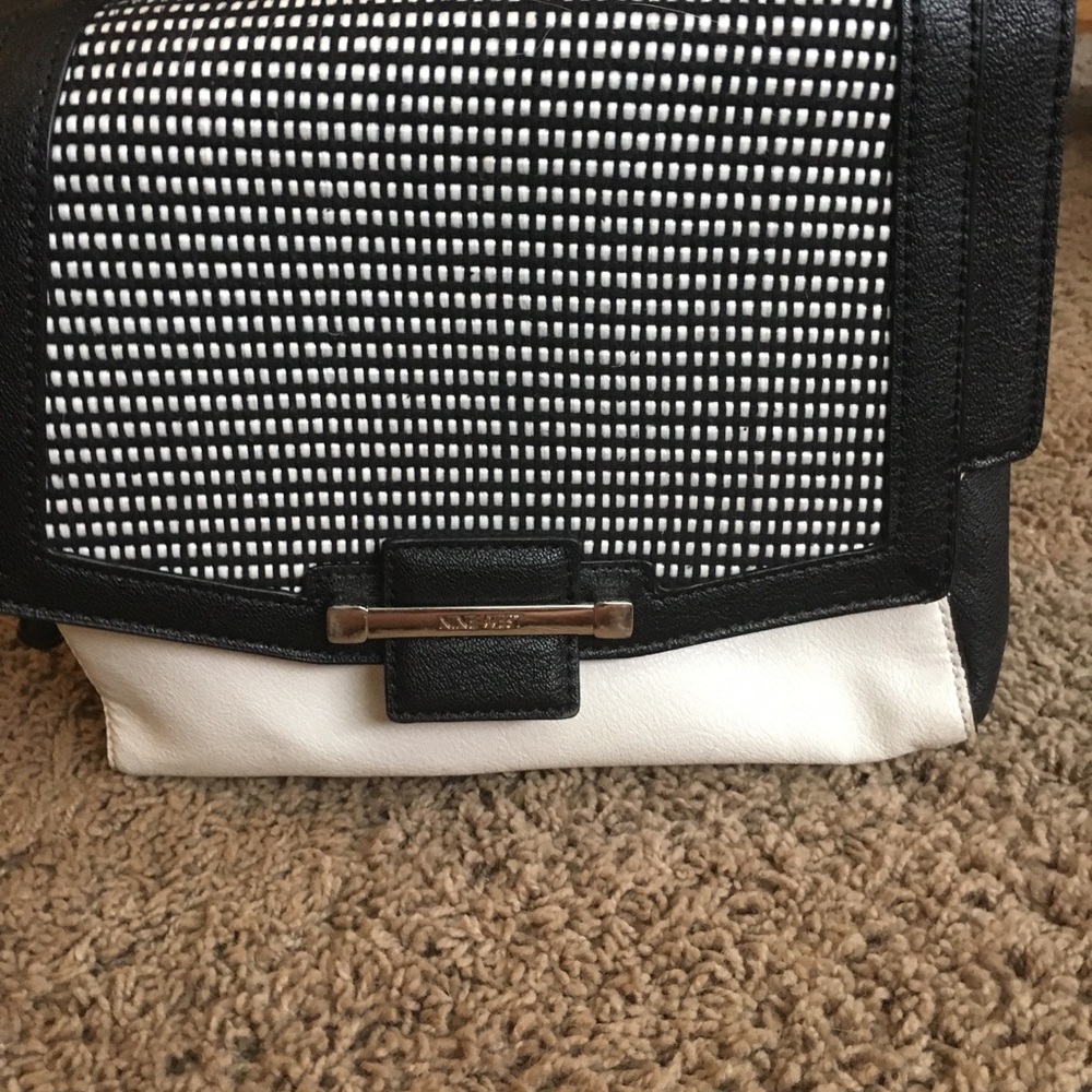Cute Nine West shoulder bag